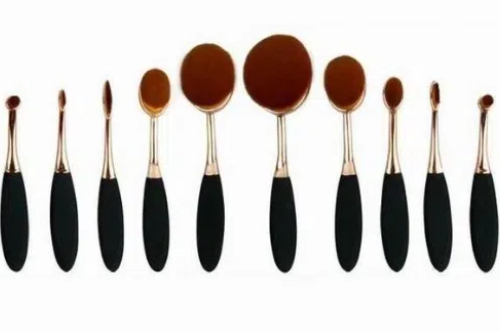 Tooth brush makeup set
